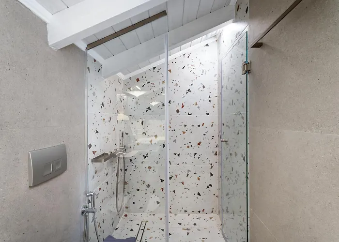 Ennea Muses And Hotel