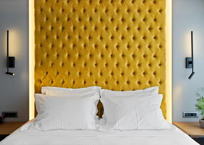 Ennea Muses And Hotel *