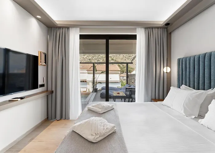 Hotel Ennea Muses And Náuplia