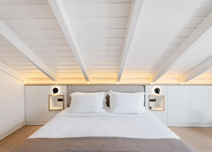 Hotel Ennea Muses And Náuplia