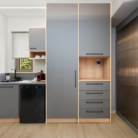 Ennea Muses And * Nauplion