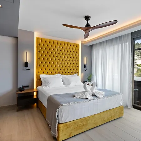 Otel Ennea Muses And Anabolu