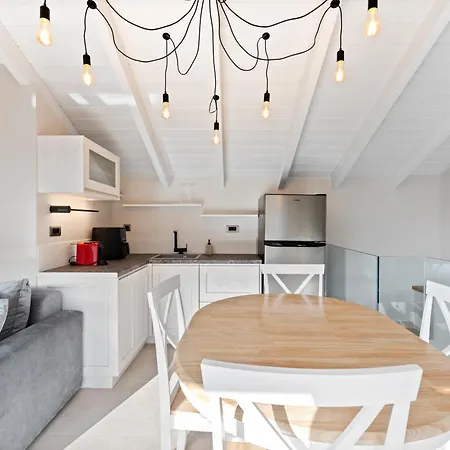 Hotel Ennea Muses And *