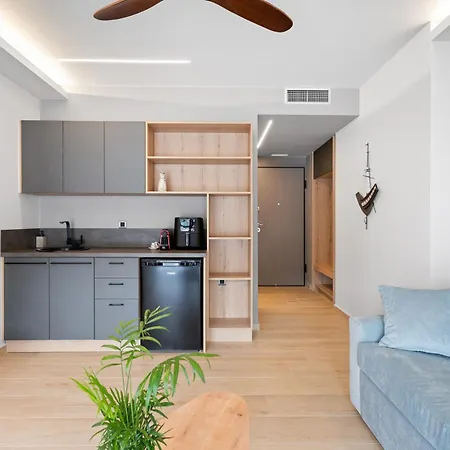 Ennea Muses And * Nauplion