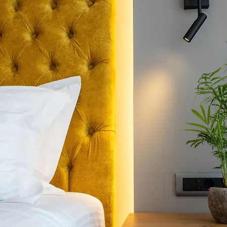 Ennea Muses And Hotel *