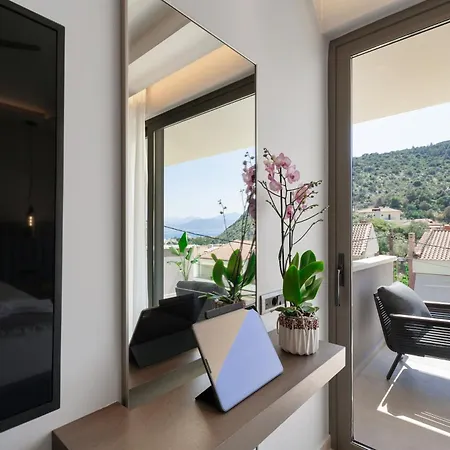 Hotel Ennea Muses And *