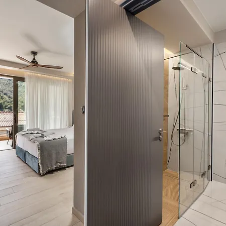 Ennea Muses And Otel Anabolu